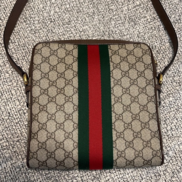 Gucci Ophidia GG Small Messenger - Picture 12 of 15